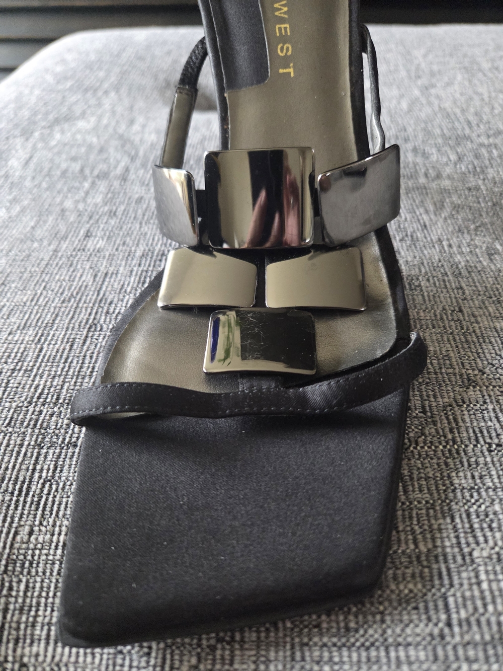 Nine West Silver Metallic Accents Square Toe Heel Sandals Size 8 - Picture 7 of 10
